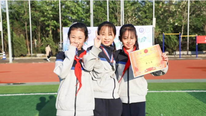 天津公立小學與私立小（xiǎo）學的（de）區別