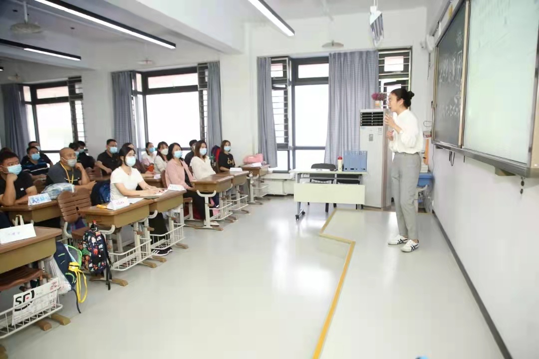 六(liù)力學校官網 六力學(xué)校官網