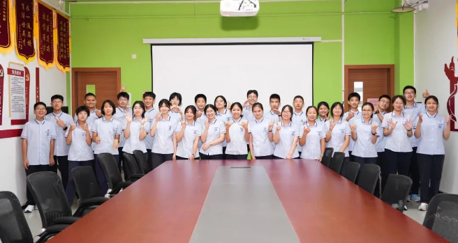 六力（lì）學校（xiào）初中部學生會納（nà）新 | 熱（rè）愛與夢想就此啟航（háng）！