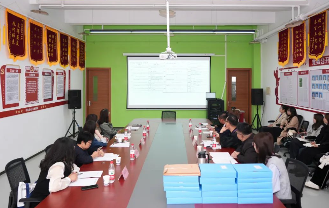 育人育“心”，助力成長（zhǎng）丨天津市教委心理健（jiàn）康教育督查組走進六力學（xué）校