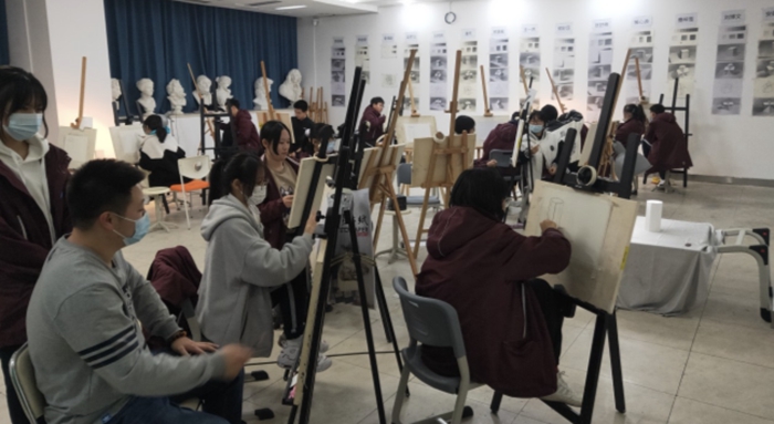 天津六力學校官網